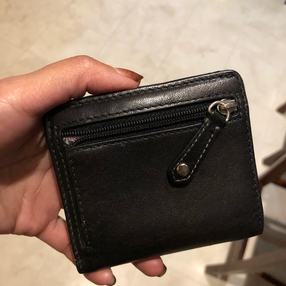 ‼️SOLD‼️Patent leather coach bag with wallet - Picture 6 of 8